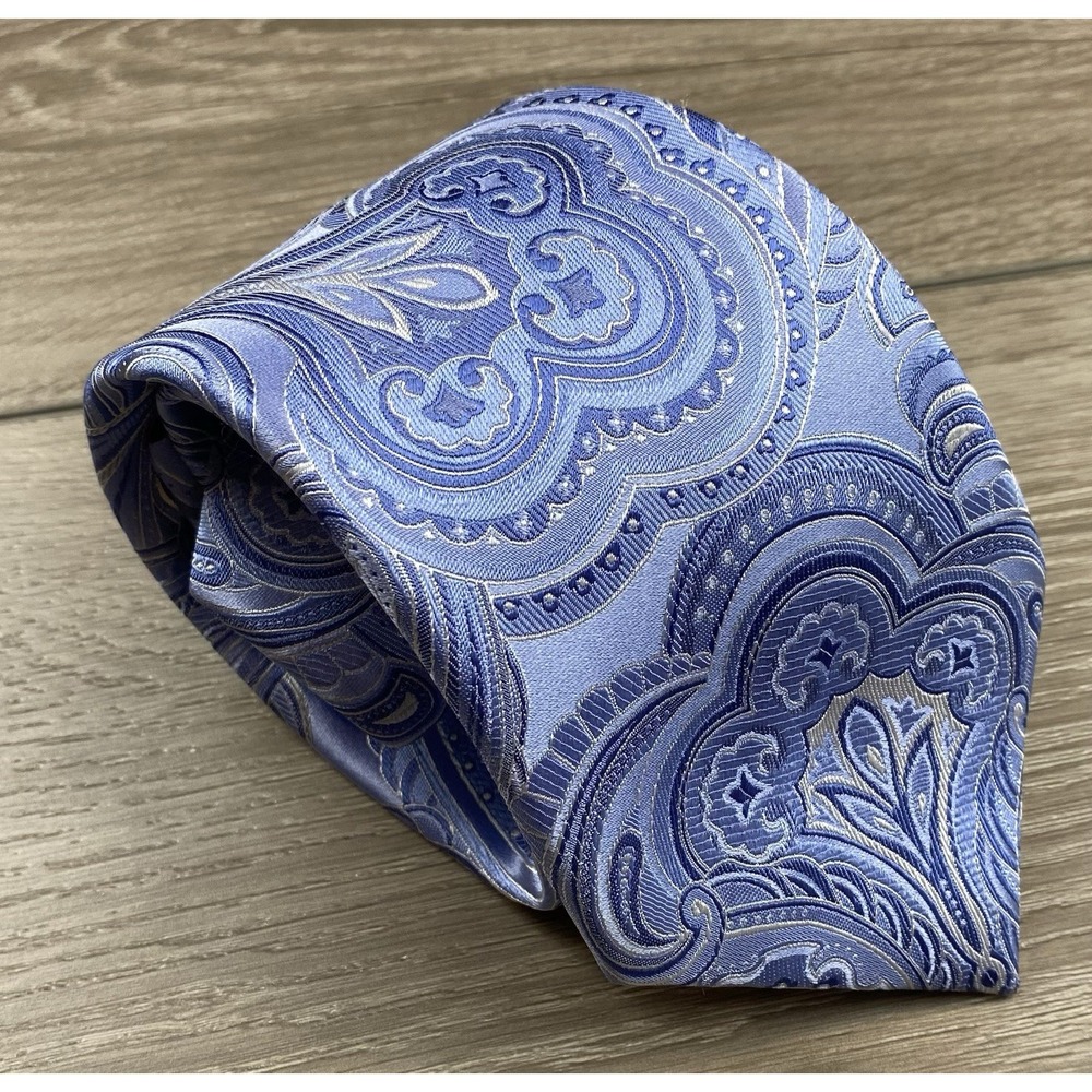 Donald J Trump Mens 100% Silk Signature Collection Paisley Pattern Necktie Blue